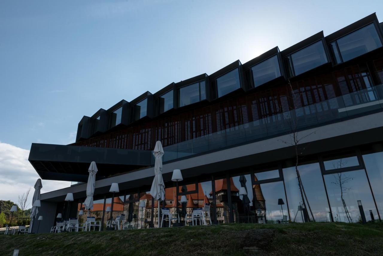 Werk Hotel & Spa Hunedoara Luaran gambar
