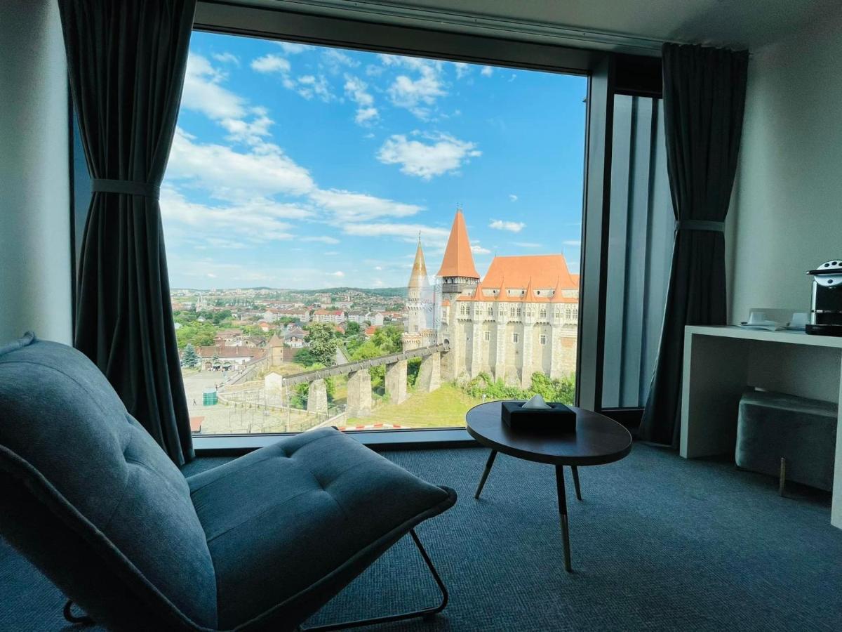 Werk Hotel & Spa Hunedoara Luaran gambar