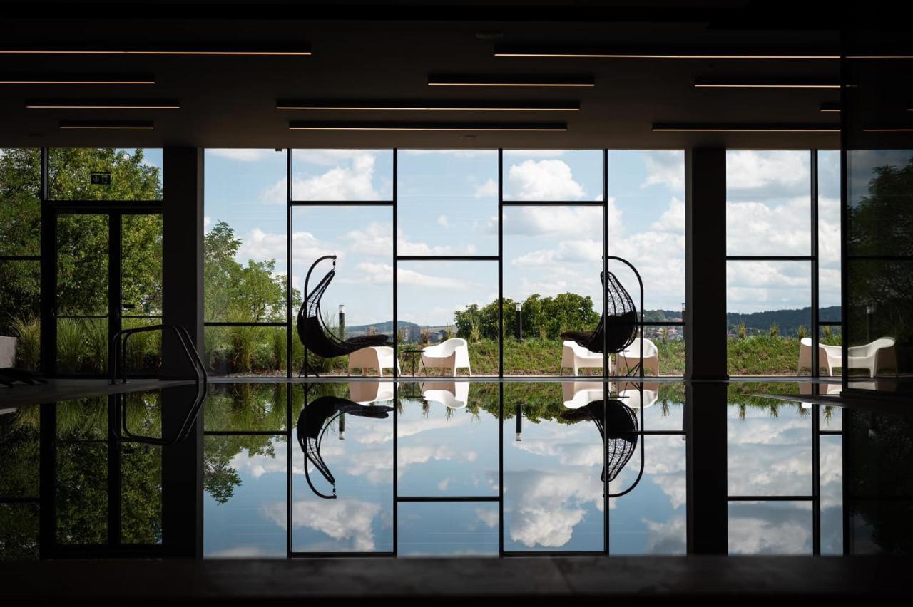 Werk Hotel & Spa Hunedoara Luaran gambar