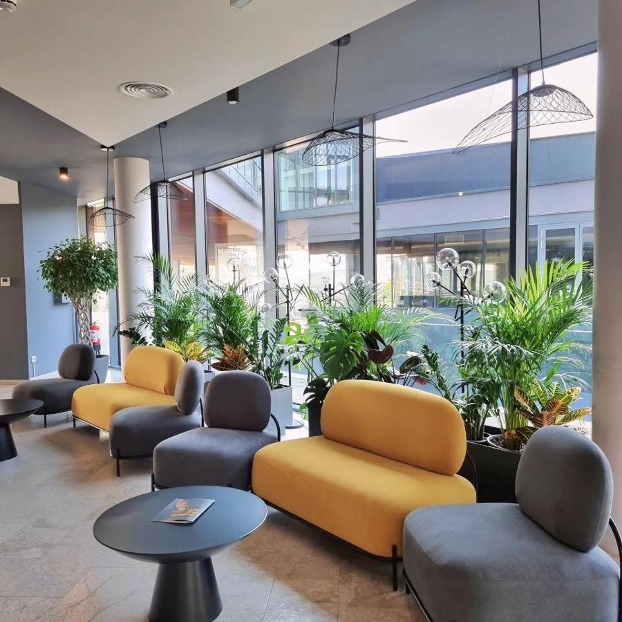 Werk Hotel & Spa Hunedoara Luaran gambar